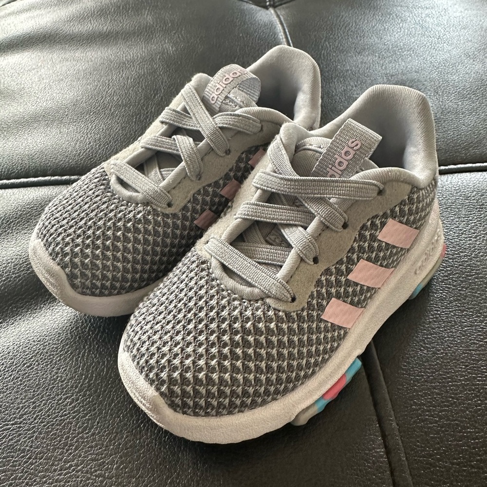 Toddler Girls Adidas SZ 5